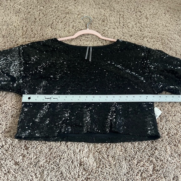 Anthropologie Black Sequin Cropped Tee - Picture 15 of 15